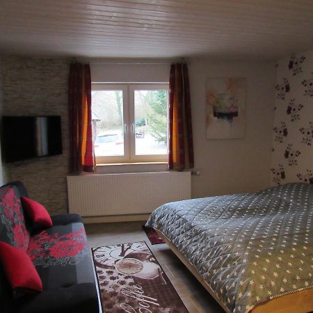 Ferienapartments Am Dorfplatz Langscheid  المظهر الخارجي الصورة